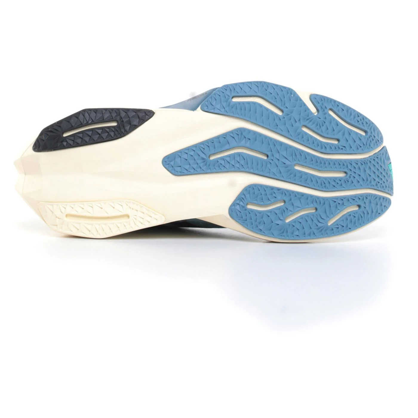 NEW BALANCE FUELCELL REBEL V4 - Image 3