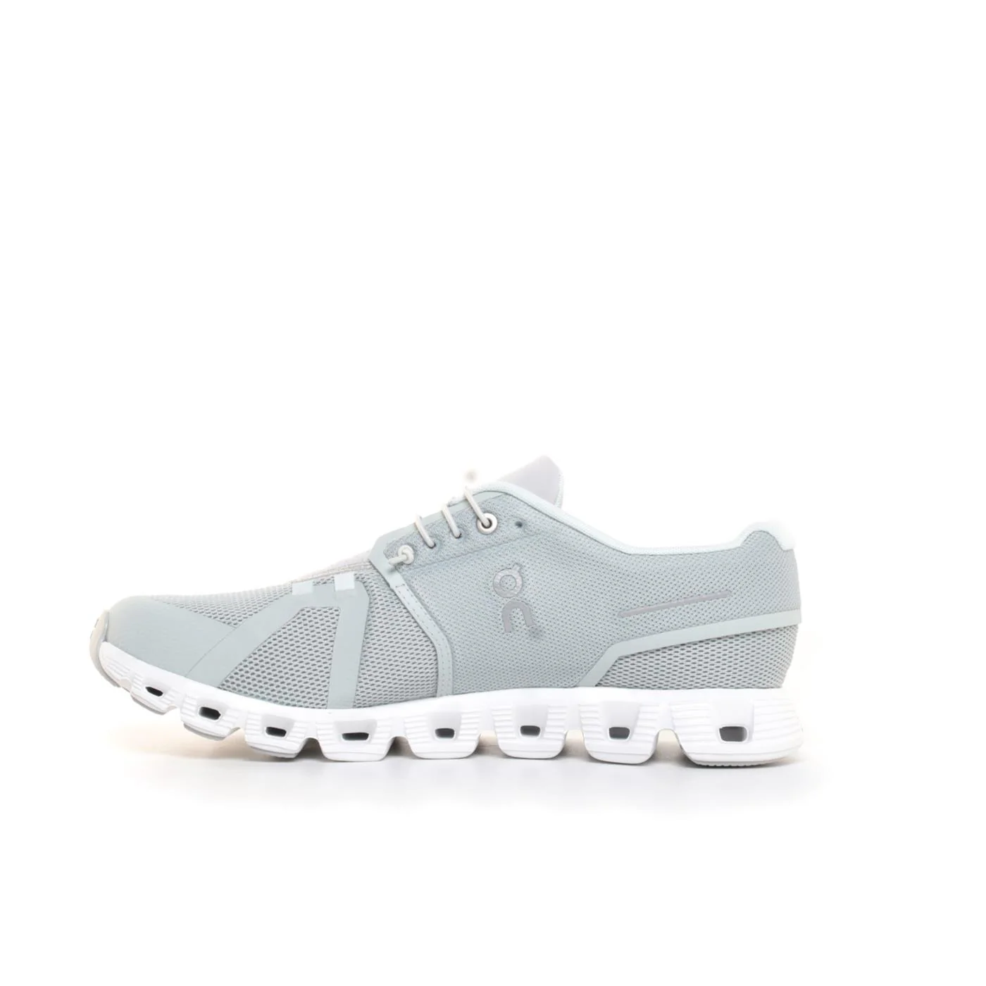 ON CLOUD 5 - Image 2