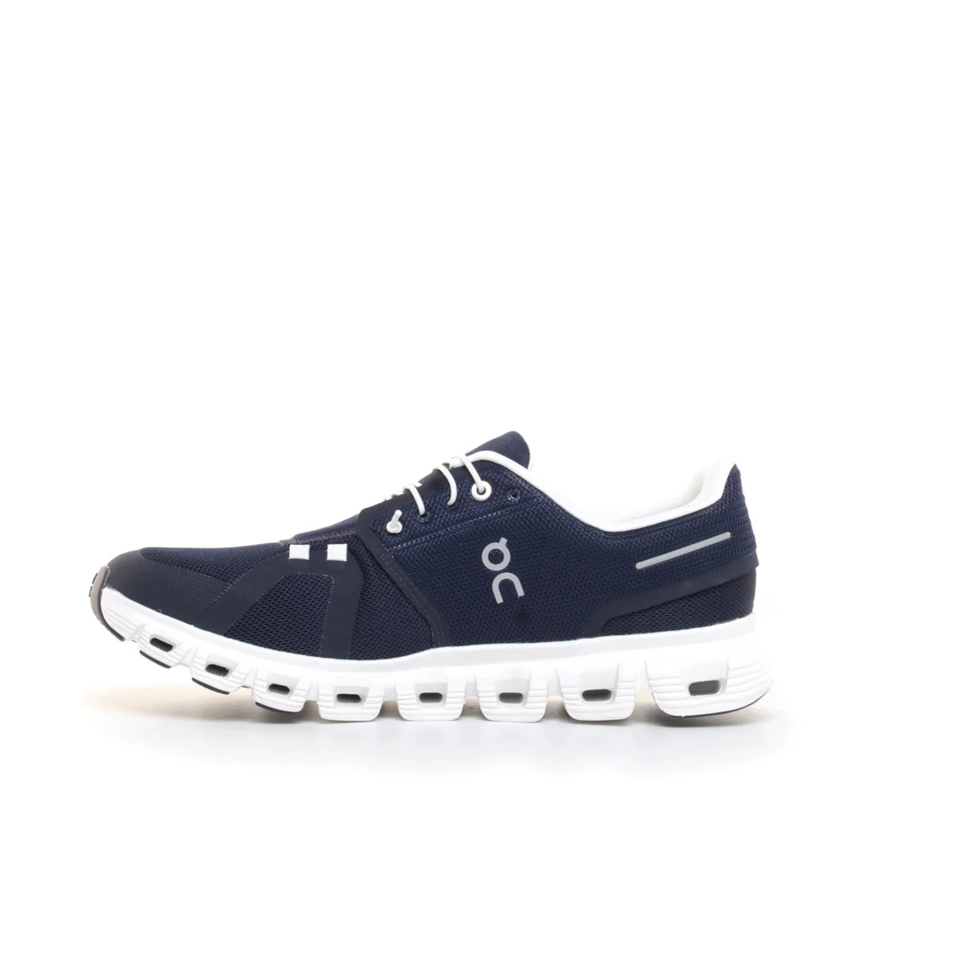 ON CLOUD 6 - Image 2