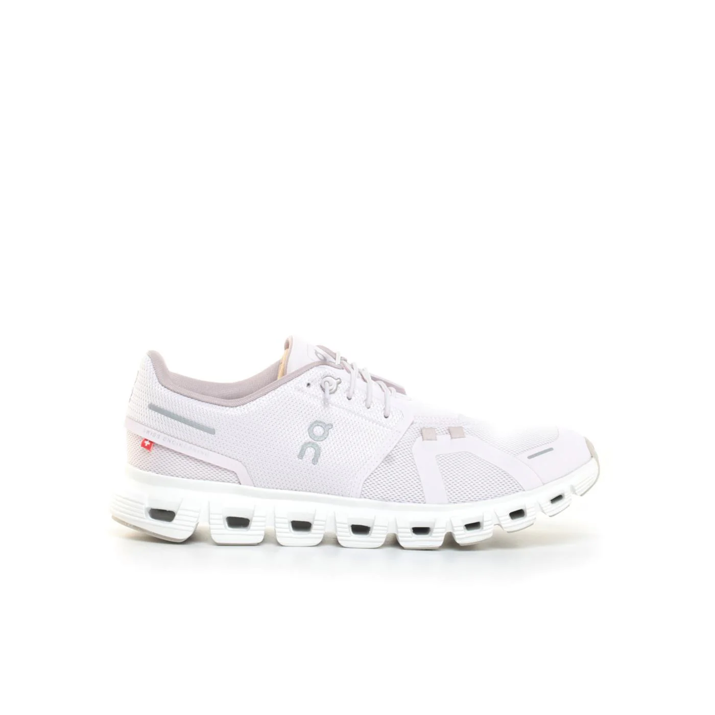 ON CLOUD 6 WOMAN