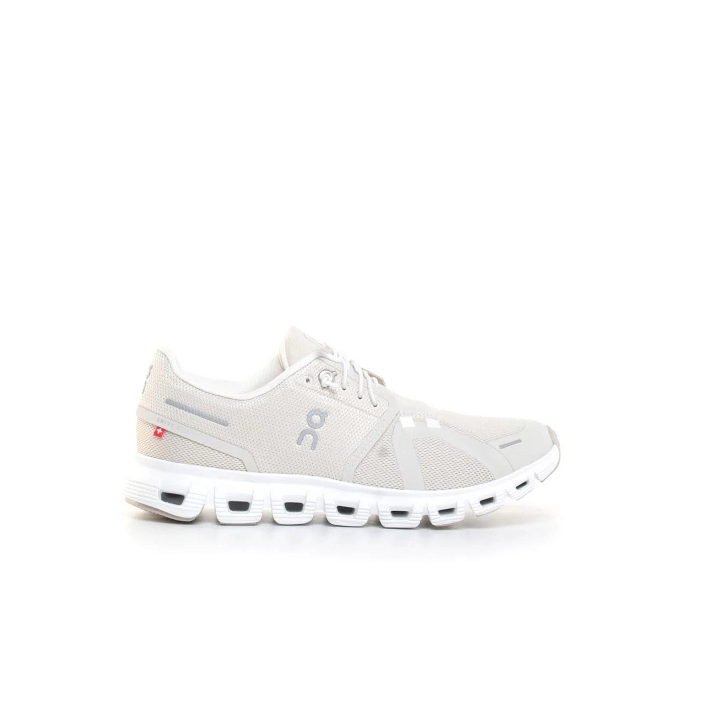 ON CLOUD 6 WOMAN