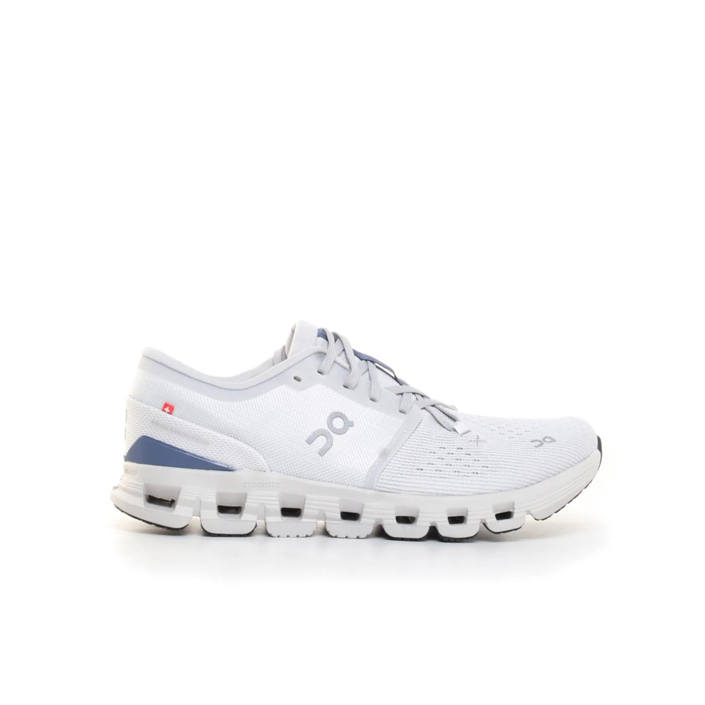 ON CLOUD X 4 WOMAN