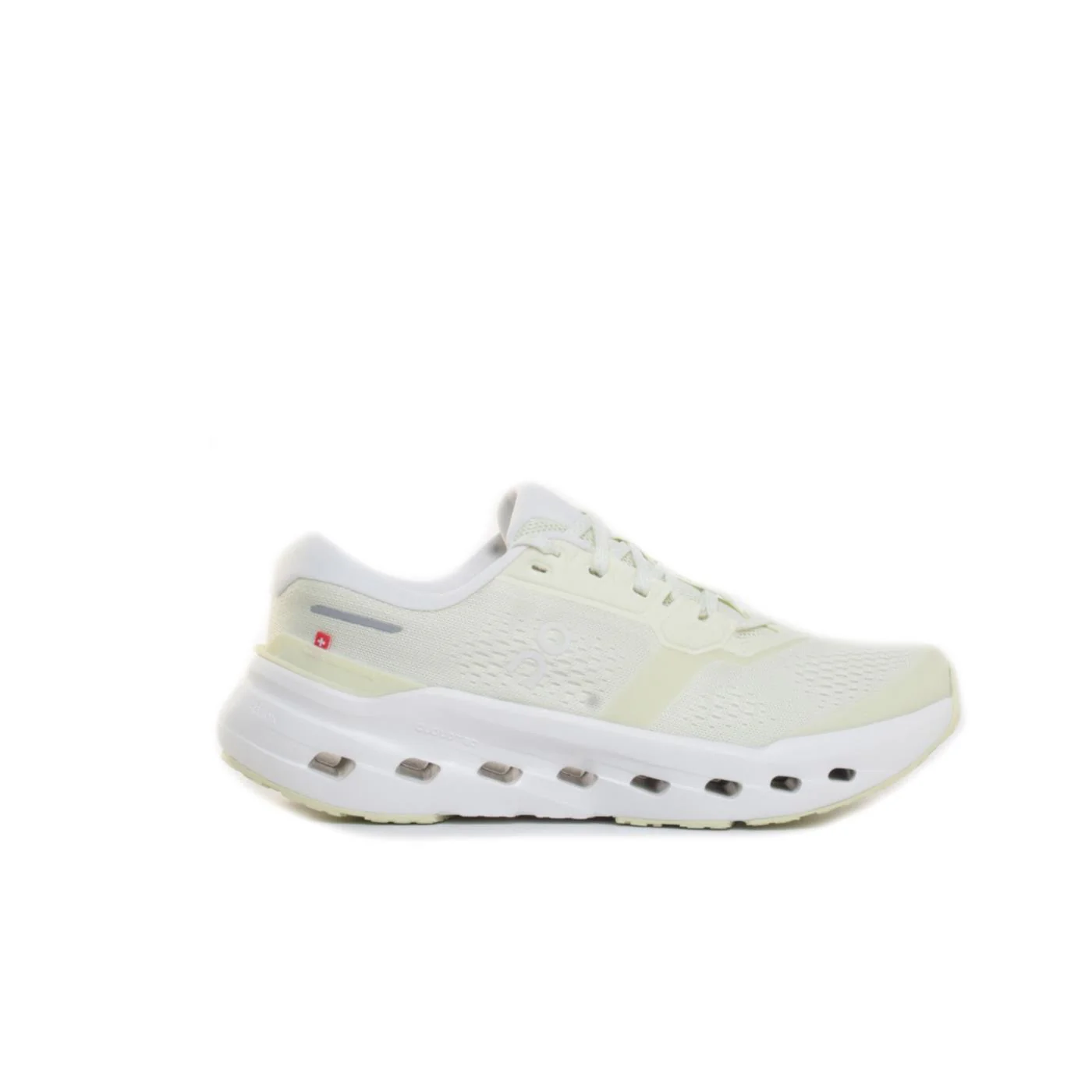 ON CLOUDRUNNER 3 WOMAN