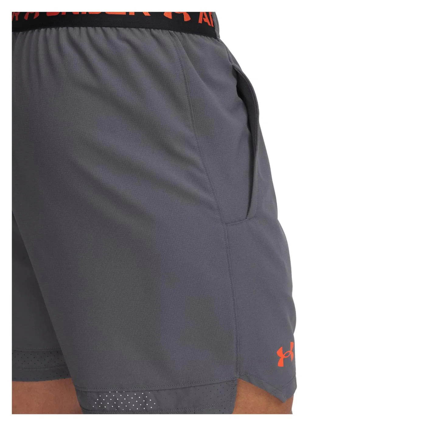 UNDER ARMOUR VANISH WOVEN 6IN SHORTS - Image 3